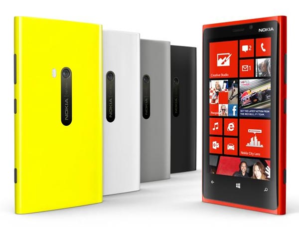 presentation officielle smartphone Nokia Lumia 920 sous Windows Phone 8
