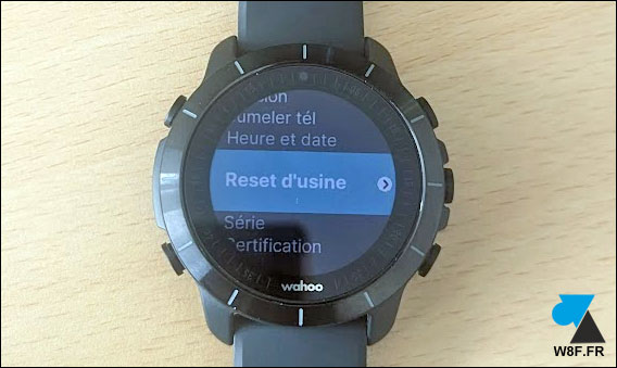 tutoriel montre Wahoo reset usine