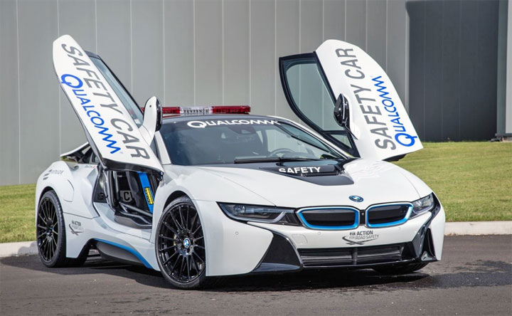 BMW i8 recharge sans fil batterie voiture